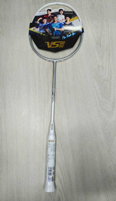 Vse Swordsman 77( 5u Light weight) Badminton Racket_img_3