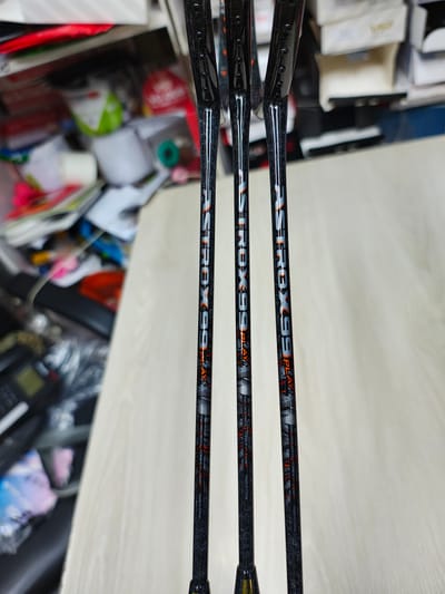 Yonex Astrox 99 Play 3rd Gen Badminton Racket! Black Green_img_1