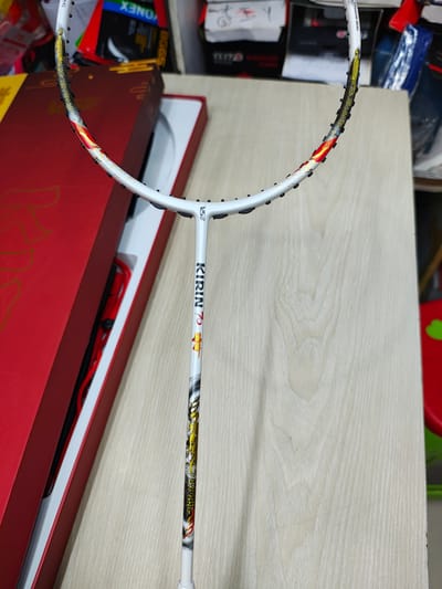 Vse Kirin 70 Gift box Badminton Racket!  4u_img_2