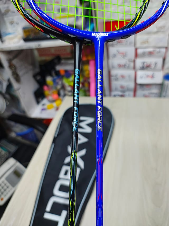 Maxbolt Gallant Force Badminton Racket_img_2