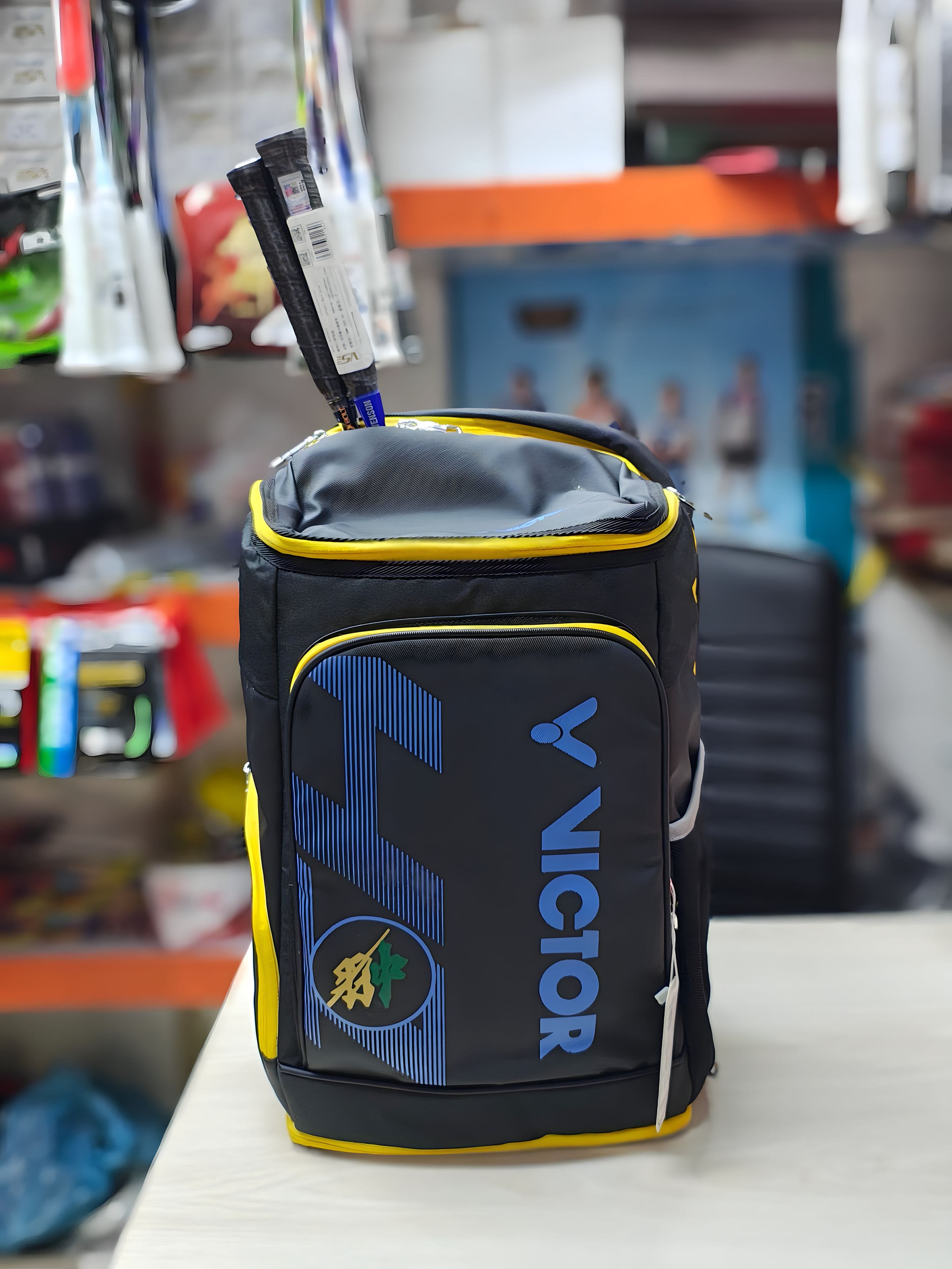VICTOR Backpack