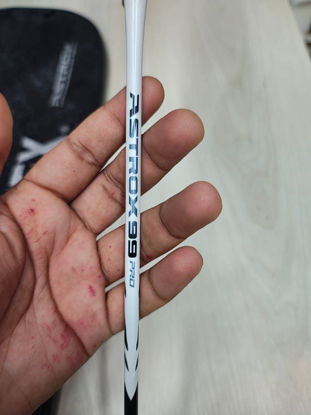 Astrox 99pro(White Tiger)Badminton Racket_img_2