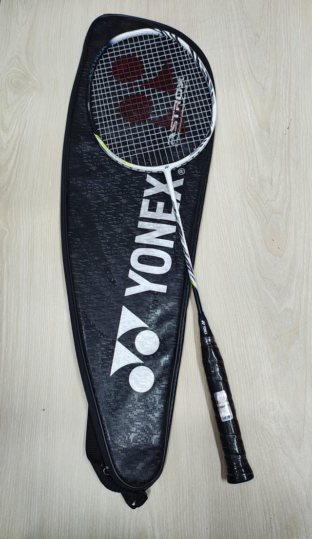 Astrox 99pro(White Tiger)Badminton Racket_img_4