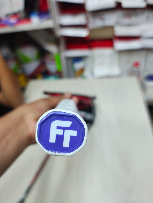 Felet TJ 1000 Power Red Badminton Racket (4u)_img_5