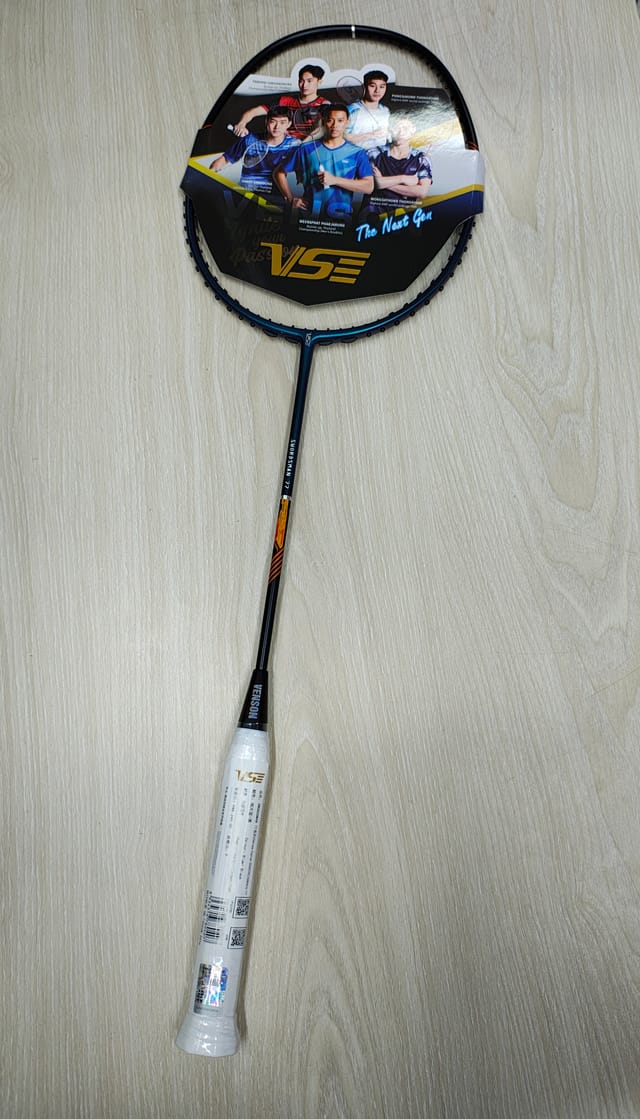 Vse Swordsman 77( 5u Light weight) Badminton Racket_img_1