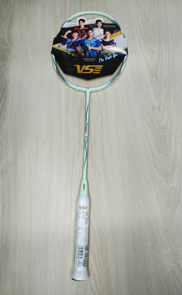 Vse Titan 7 New Badminton Racket!_img_1