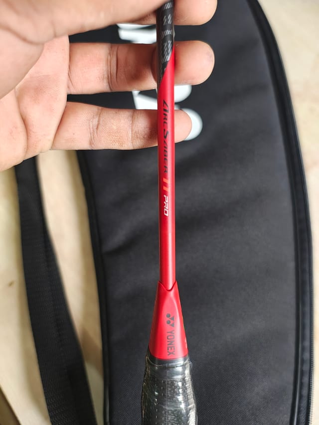Yonex Arcsaber 11 pro Badminton Racket! Proffessional Racket 4u_img_1