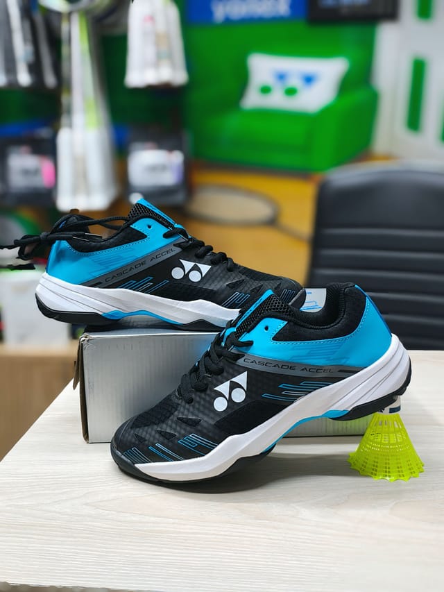 Yonex Cascade Accel Badminton Shoes_img_1