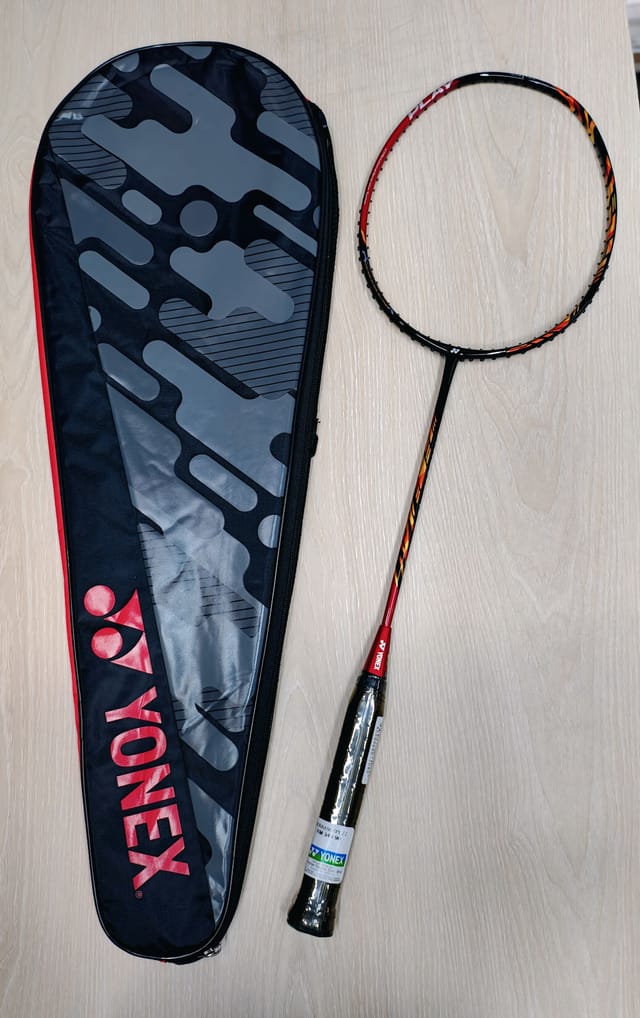 Yonex Astrox 99 Play Badminton Racket_img_3