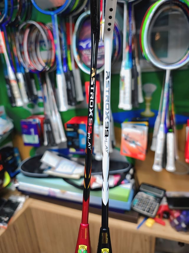 Yonex Astrox 99 Play Badminton Racket_img_5